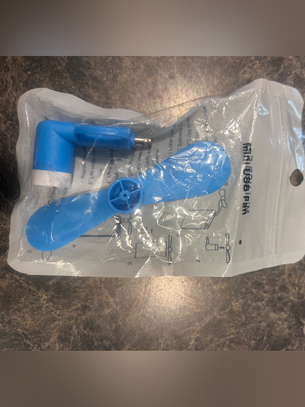 Portable Blue USB Phone Fan - Compact Cooling Accessory